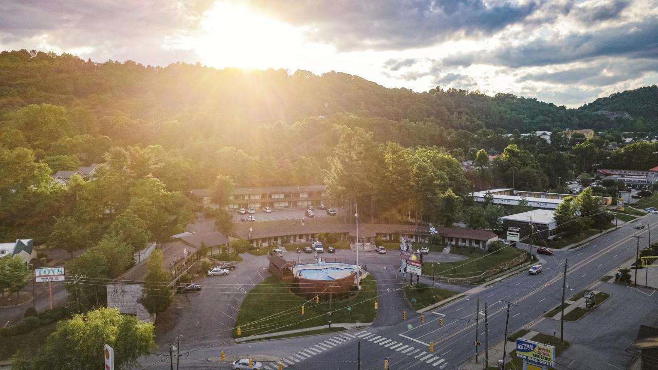 The Mountaineer Inn - Asheville Exteriér fotografie